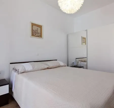 110 Sqm With Swimming Pool In * Split