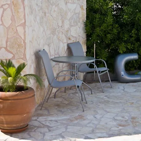 Apartament 110 Sqm With Swimming Pool In *