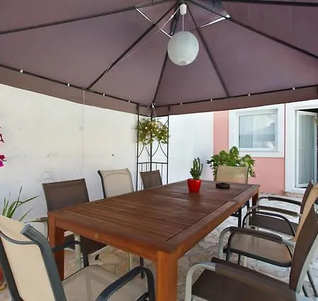 110 Sqm With Swimming Pool In Apartament *